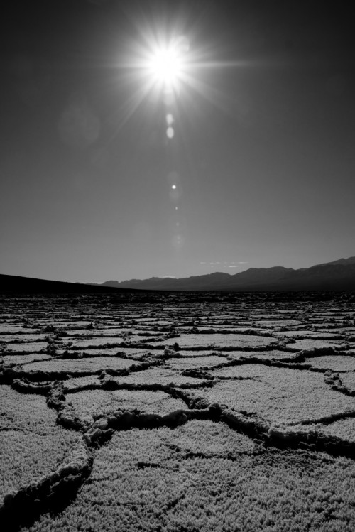 Badwater heat 500x749 Death Valley
