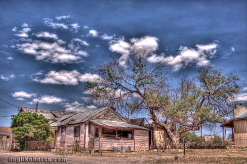 Old rundown Arizonan house IMG 7477 8 9 500x333 Tombstone and Bisbee