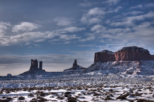 Monument valley winter wonderland Monument Valley Winterscape 500x332 Monument Valley... In Winter
