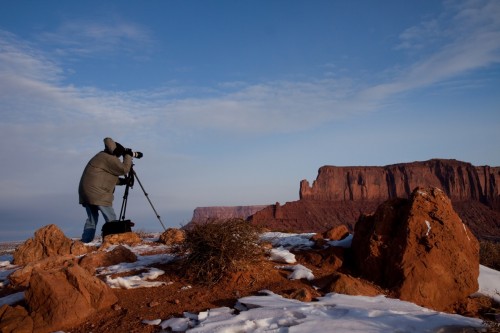 Photographers working in winter at dawn Solo photographer at monument valley 500x333 Monument Valley... In Winter