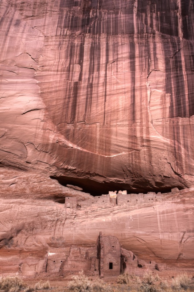 Magical historical canyon in Navajo land The White House Ruins canyon de chelly 681x1024 Canyon de Chelly
